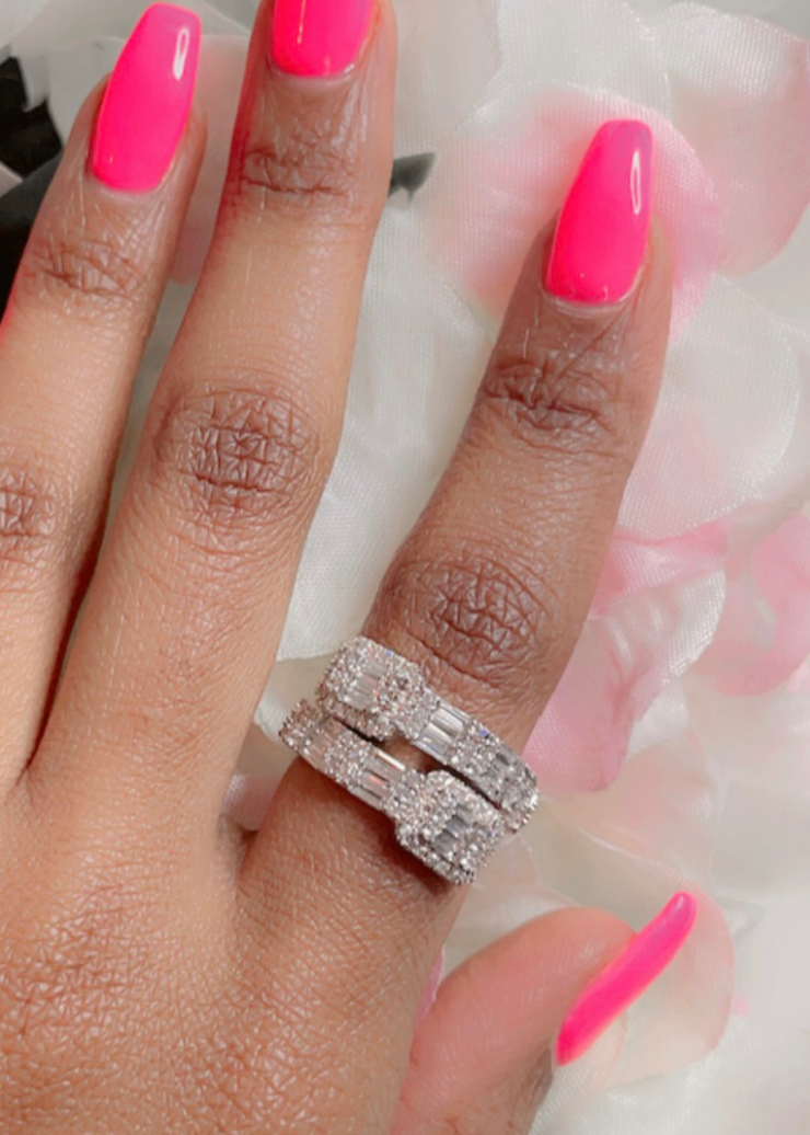 Bia Baguette Ring